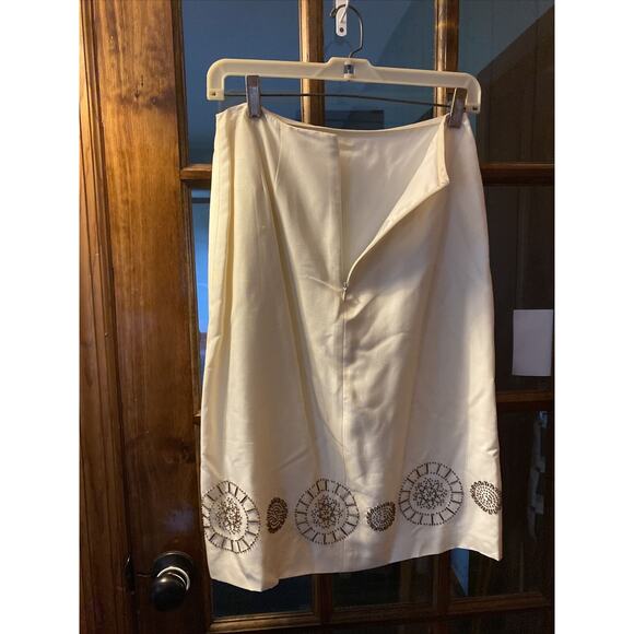 ANN TAYLOR Women's 100% Silk Pencil Skirt Solid Ivory Beaded 2 NWT - Picture 3 of 5